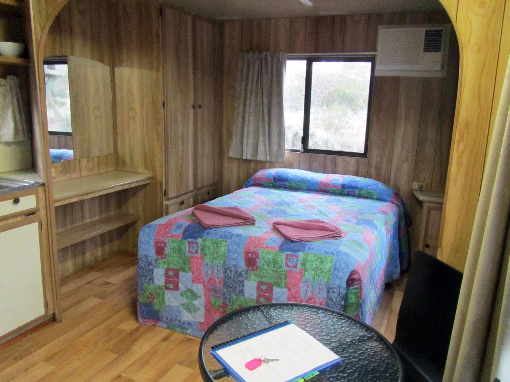 Acclaim Gateway Caravan Park Dundas Luaran gambar