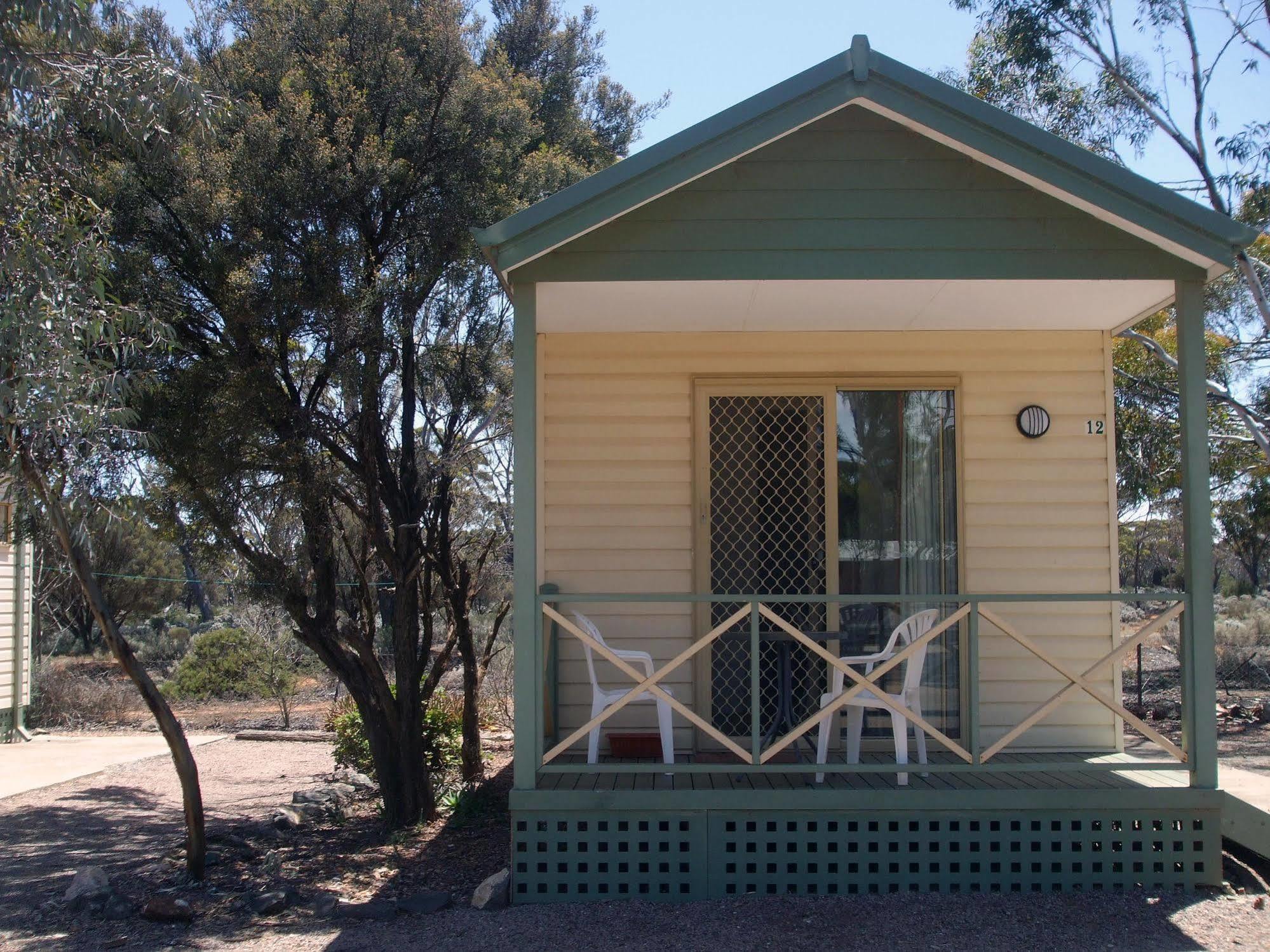 Acclaim Gateway Caravan Park Dundas Luaran gambar