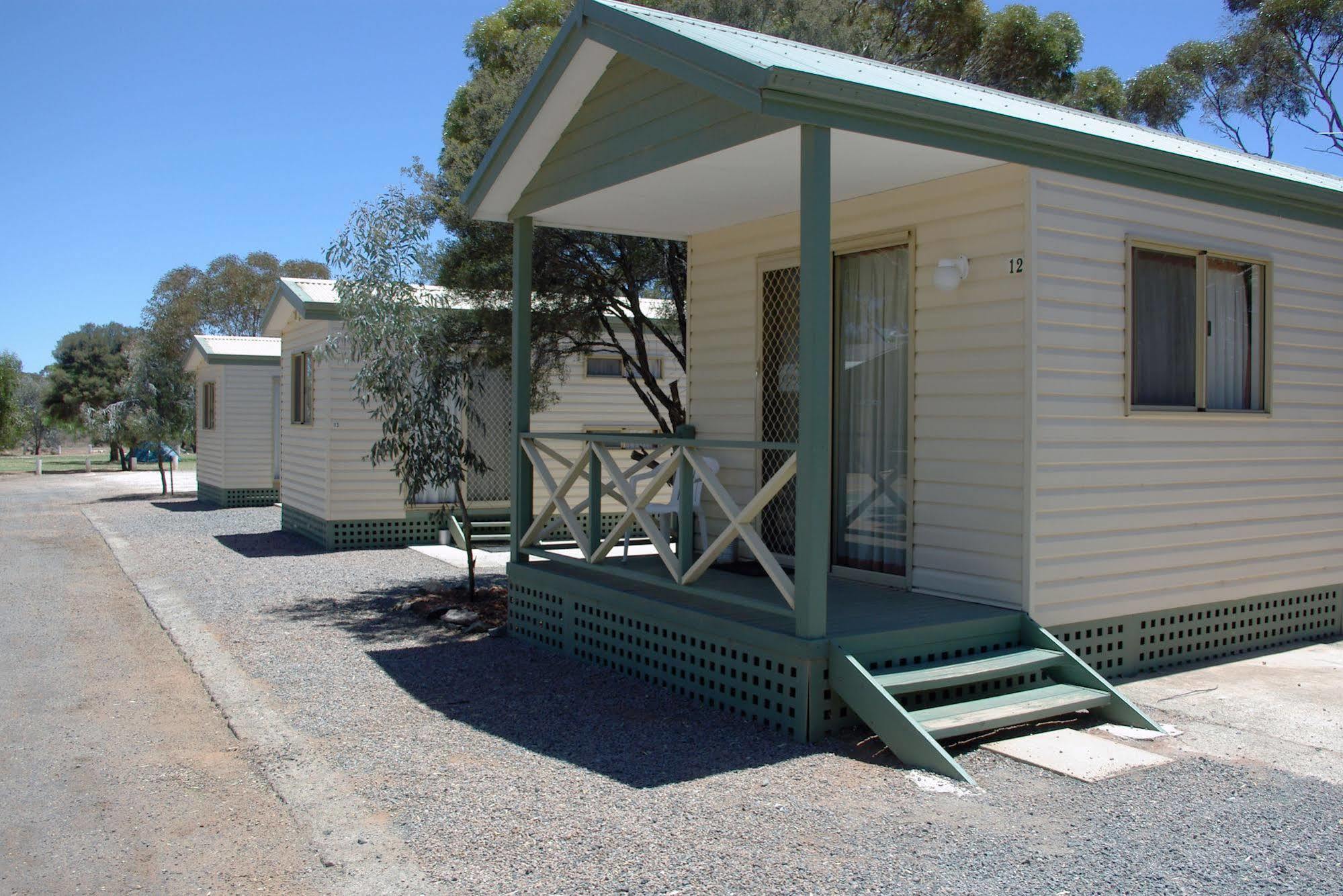 Acclaim Gateway Caravan Park Dundas Luaran gambar